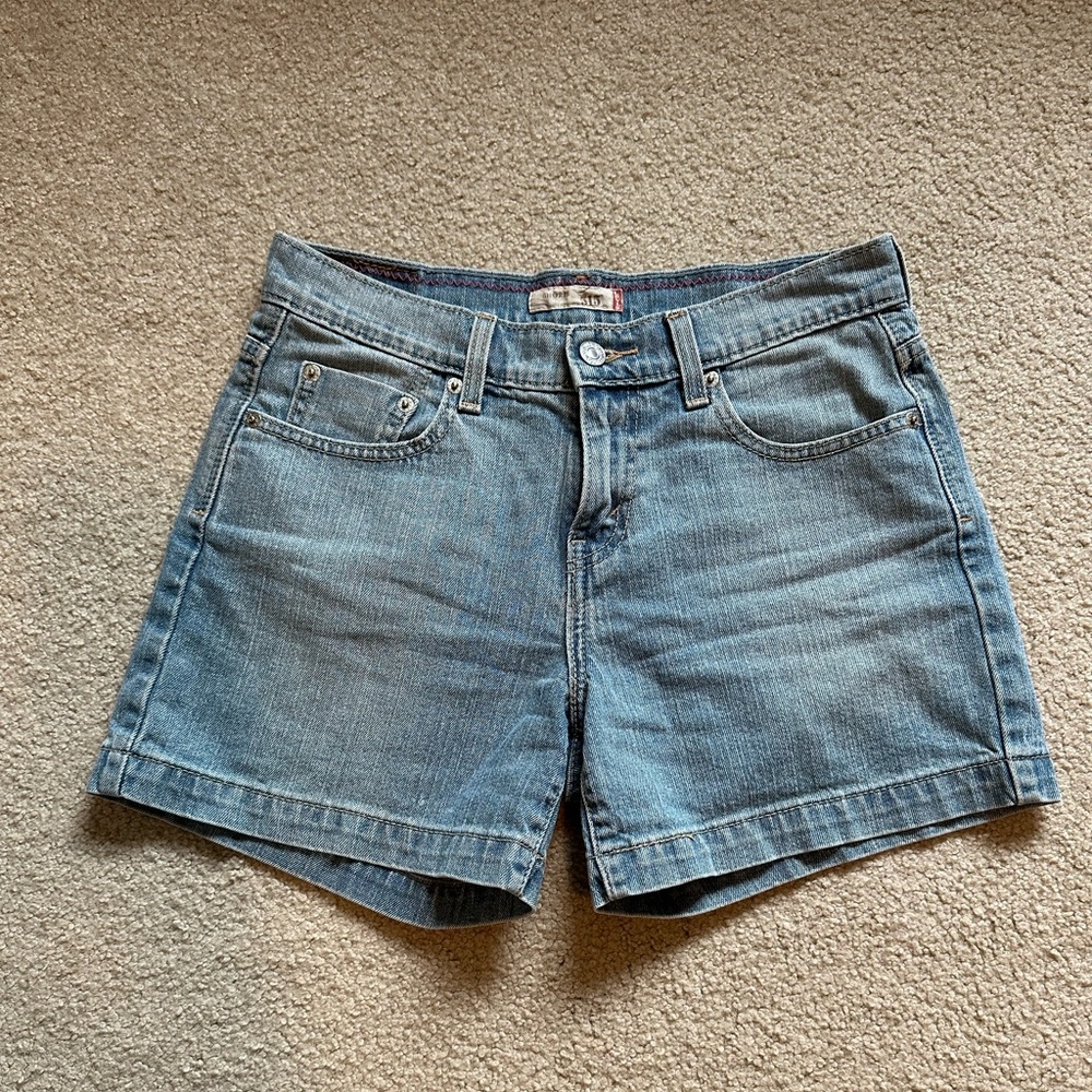 Levi's 515 Premium Light Wash Jean Shorts Size 4